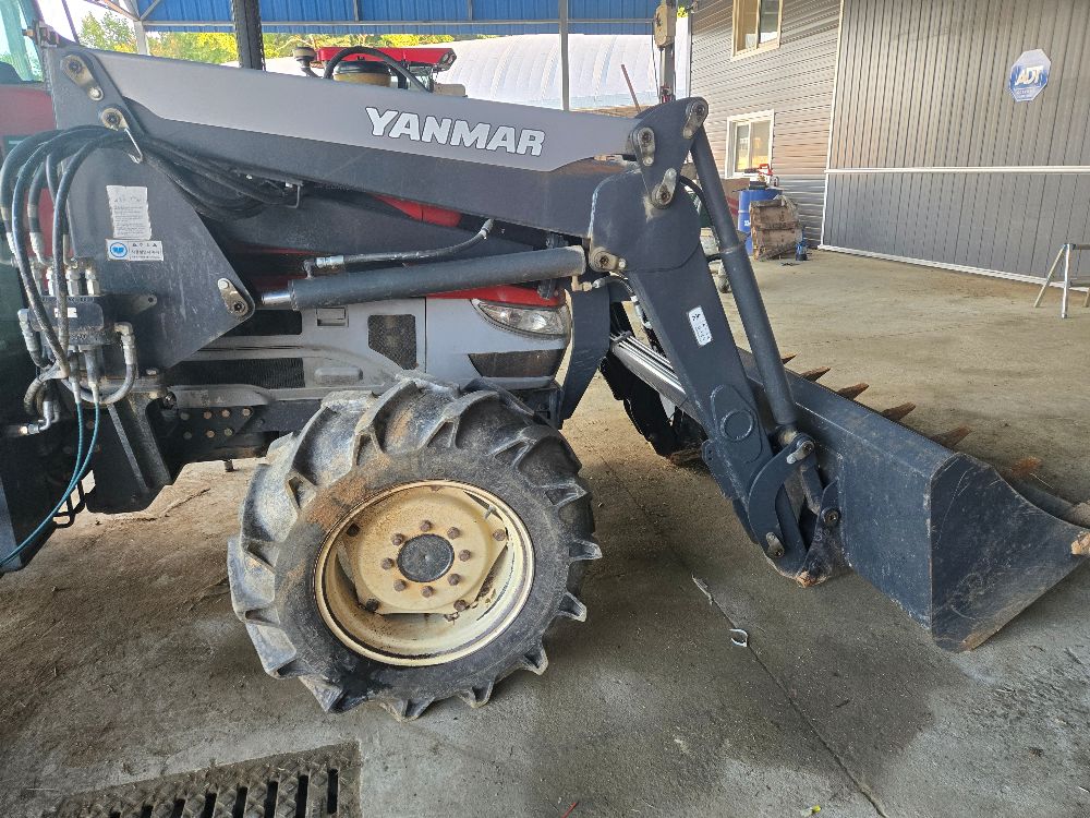  Loader AL600P  뒤우측면