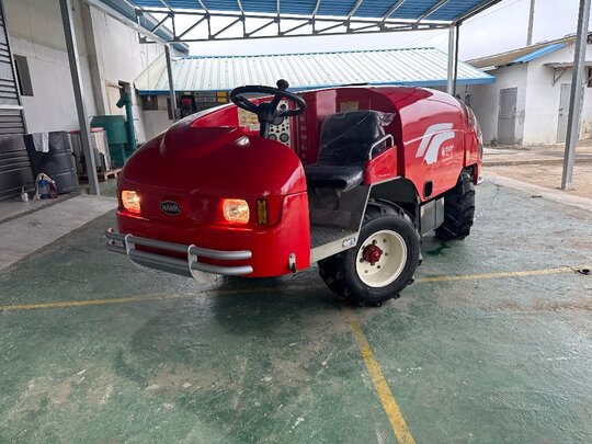  Speed Sprayer 1000리터  앞좌측면