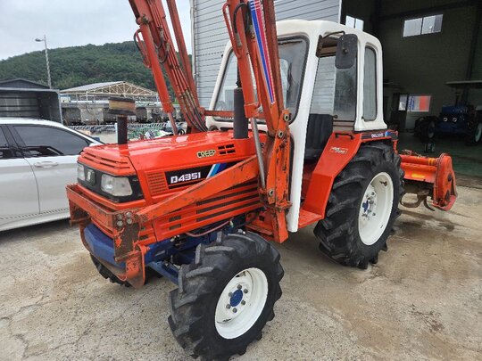 대동 트랙터 D4351 (43마력) 앞좌측면
