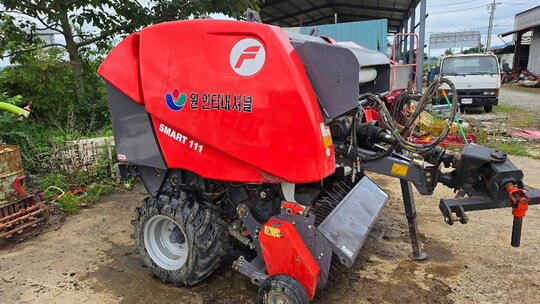  Round Baler .스마트111  앞좌측면
