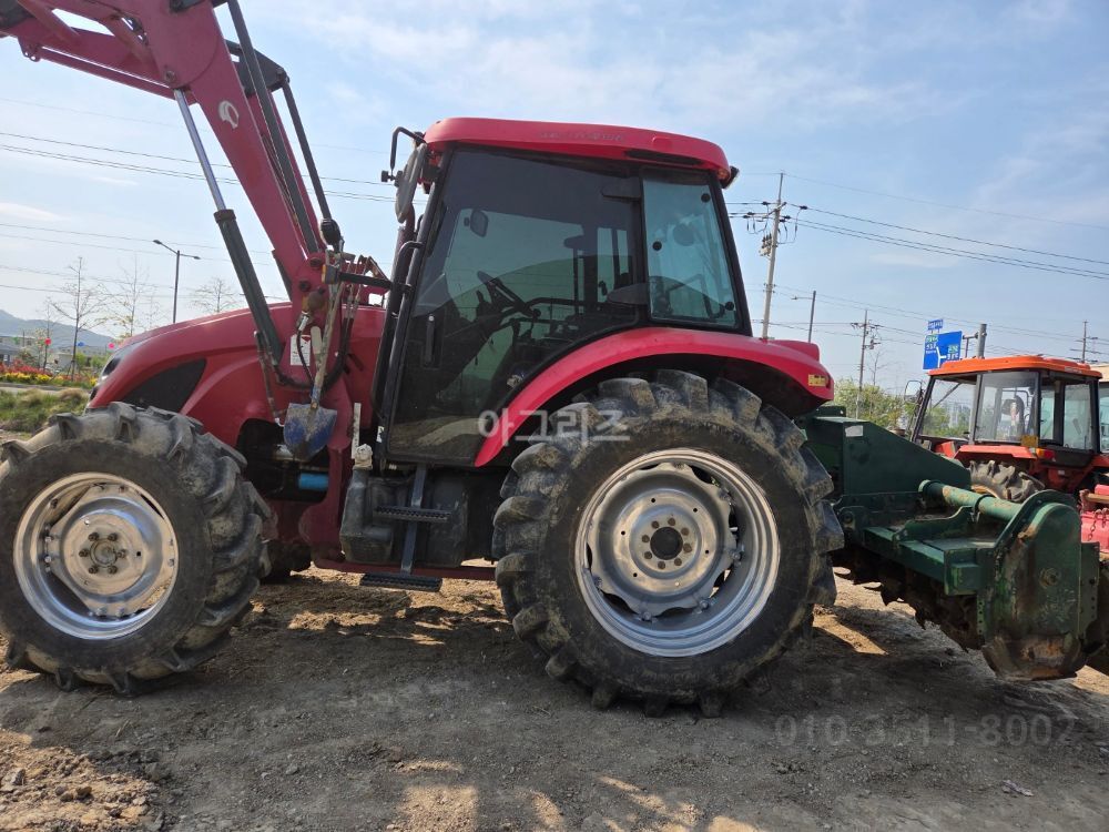 TYM Tractor T903 (90hp) 뒤우측면