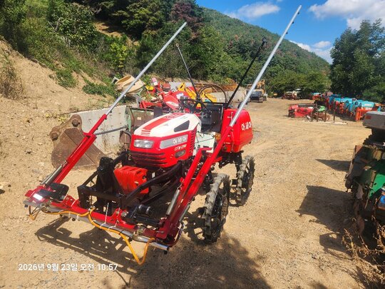 아세아 관리기 CFM-1200 (23마력) 앞좌측면