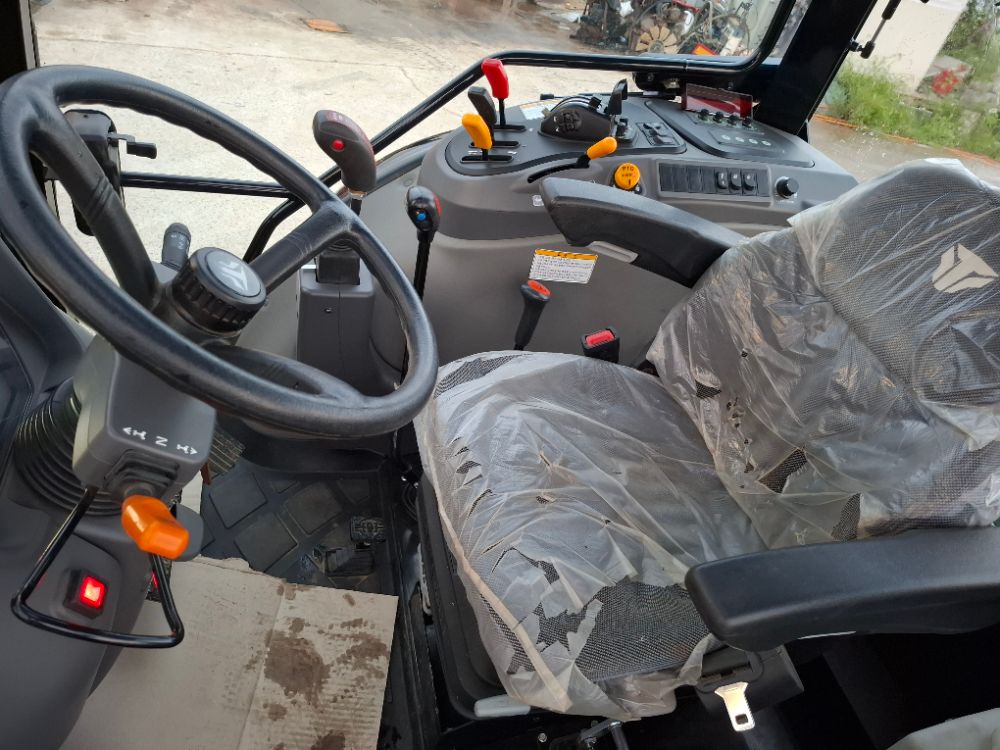 TYM Tractor K110E (111hp) 뒤우측면