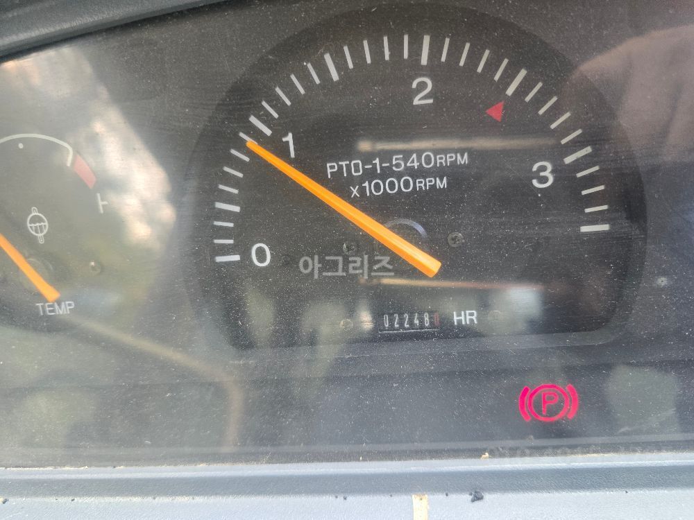 대동 트랙터 D400 (43마력) 뒤우측면