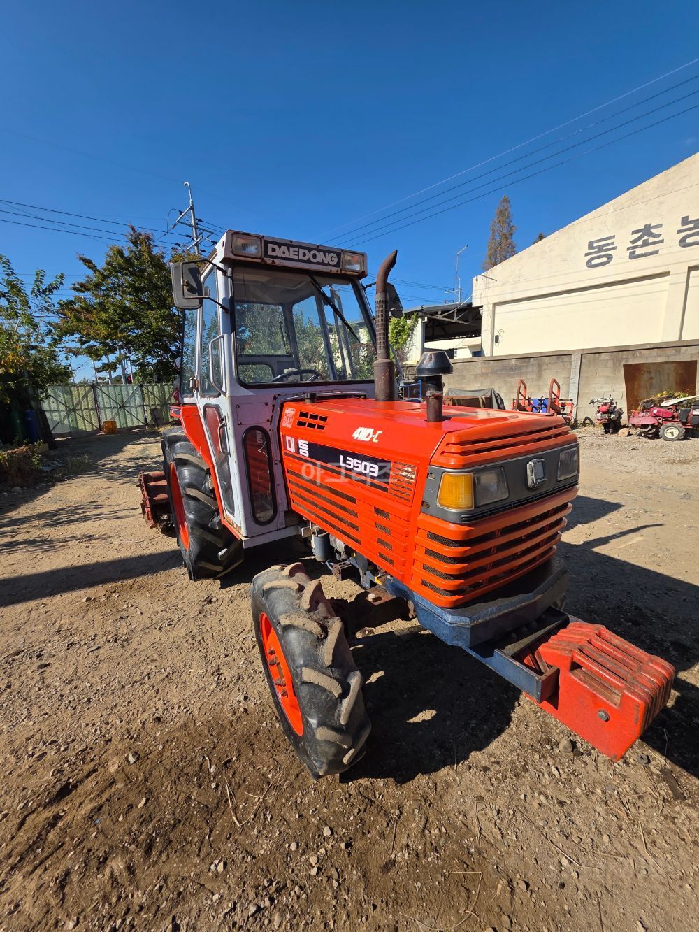 대동 트랙터 L3503 (35마력) 뒤우측면