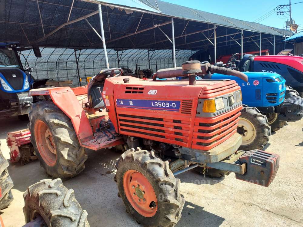 Daedong Tractor L3503 (35hp) 뒤우측면