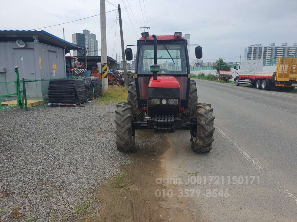 LS 트랙터 LT550D (55마력) 앞좌측면