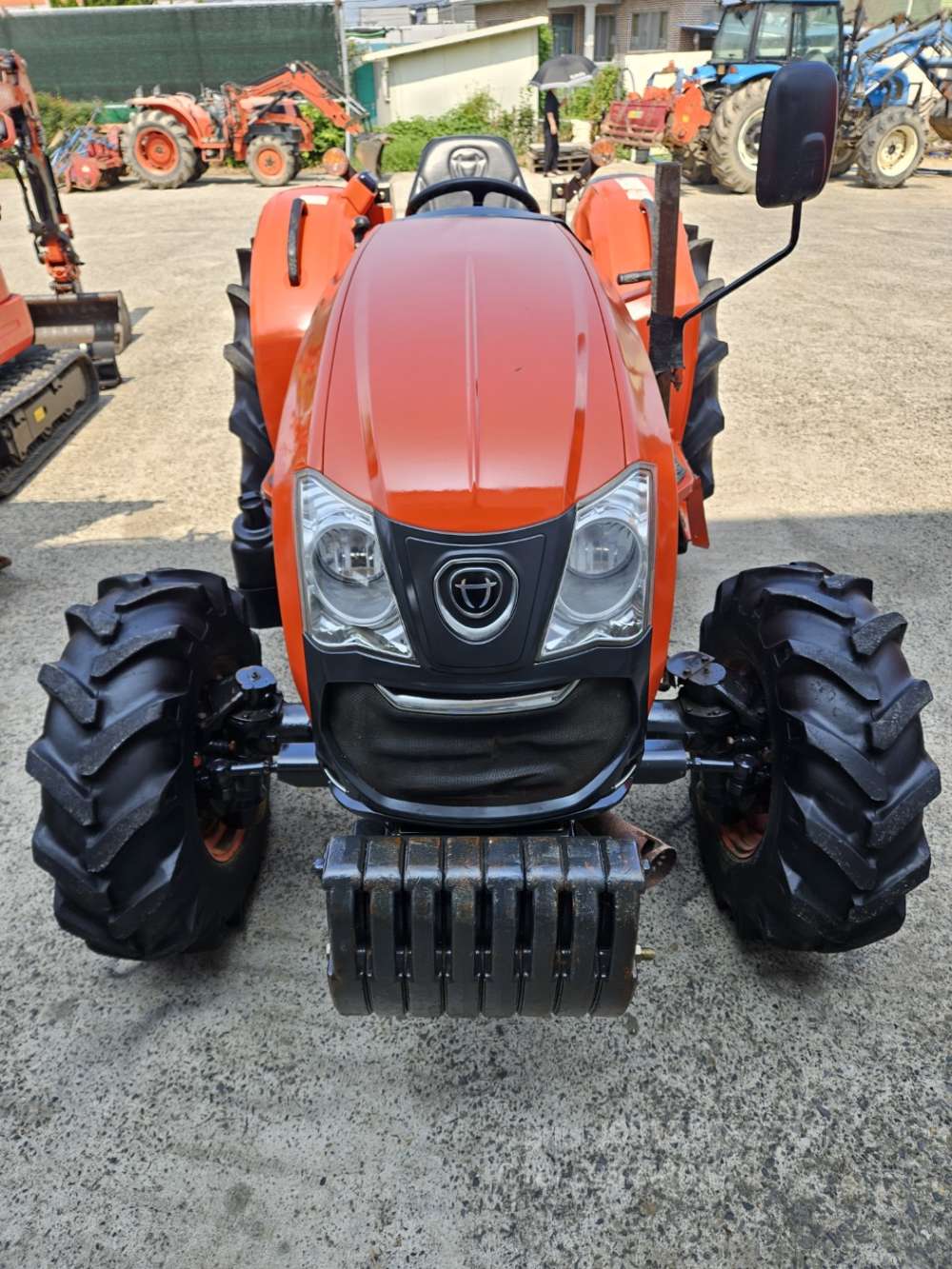 Daedong Tractor DK500 (50hp) 뒤우측면