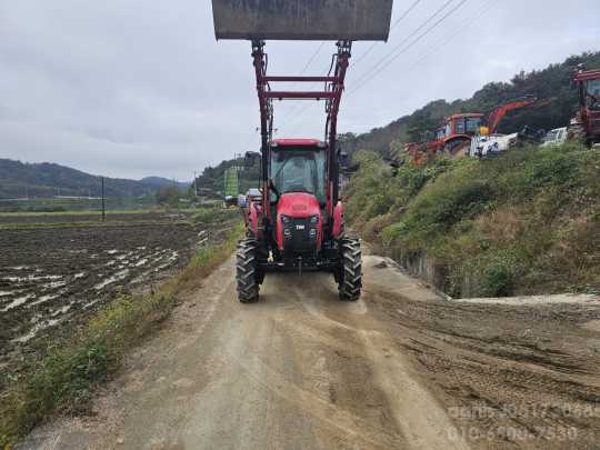 TYM 트랙터 TX62 (62마력) 앞좌측면