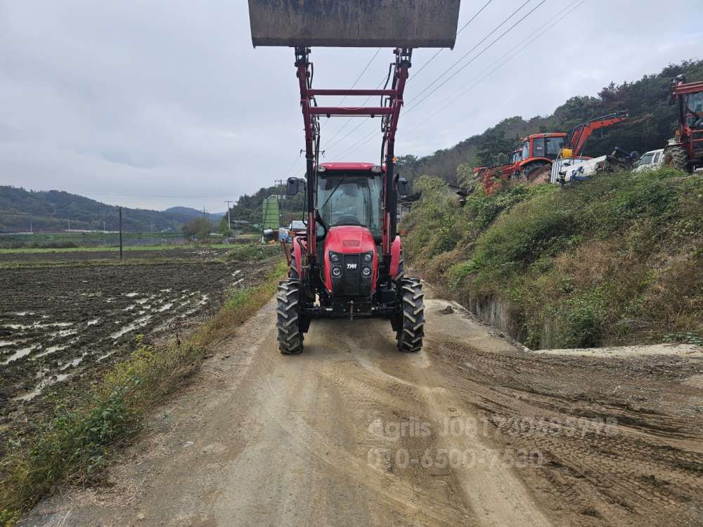 TYM 트랙터 TX62 (62마력) 앞좌측면