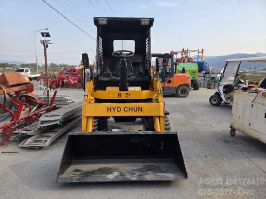 효천 다목적로우더, 로더, 농용로우더, 다목적로더, 농용로더 AUV-500A  앞좌측면