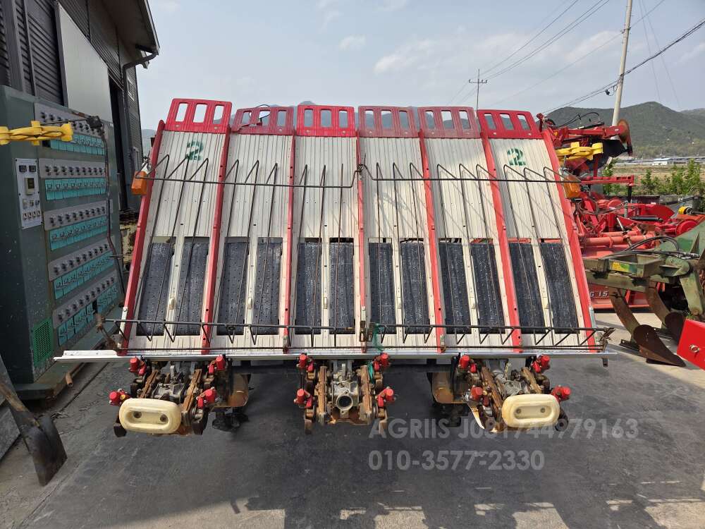 Yanmar Rice transplanter VP6X (6Rows) 뒤우측면
