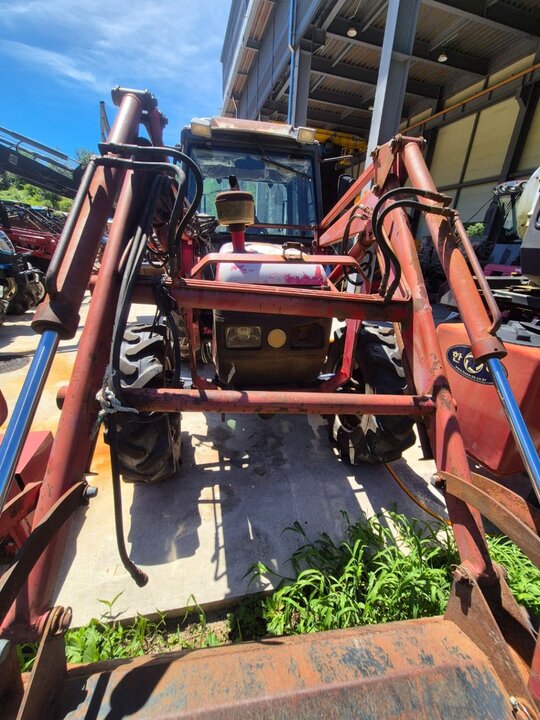 LS Tractor LT550D (55hp) 앞좌측면