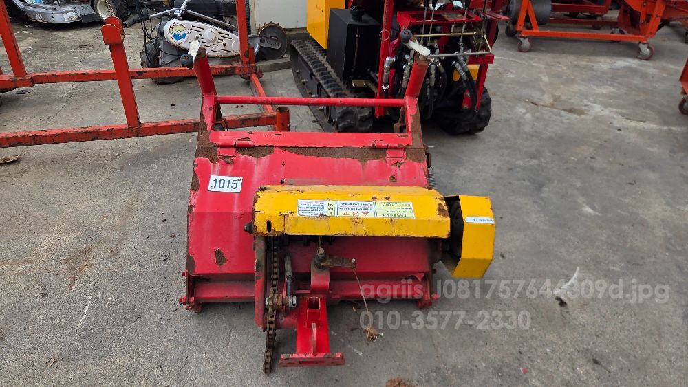 태창 덩굴파쇄기, 제초기 줄기절단기, 줄기파쇄기 관리기용 뒤우측면