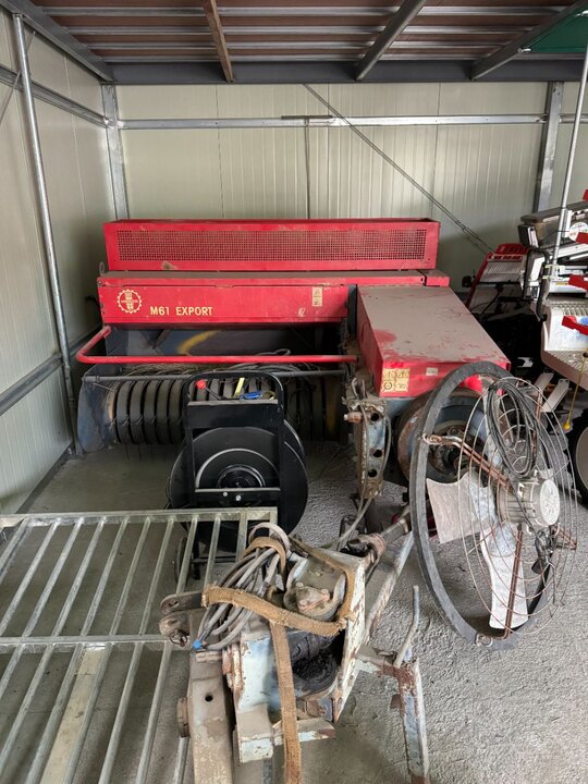 Rectangle Baler 아브리타 m61  앞좌측면