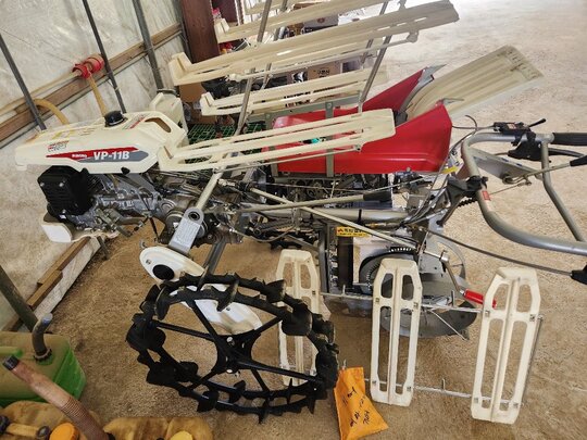  대파 이식기  VP-11B  앞좌측면