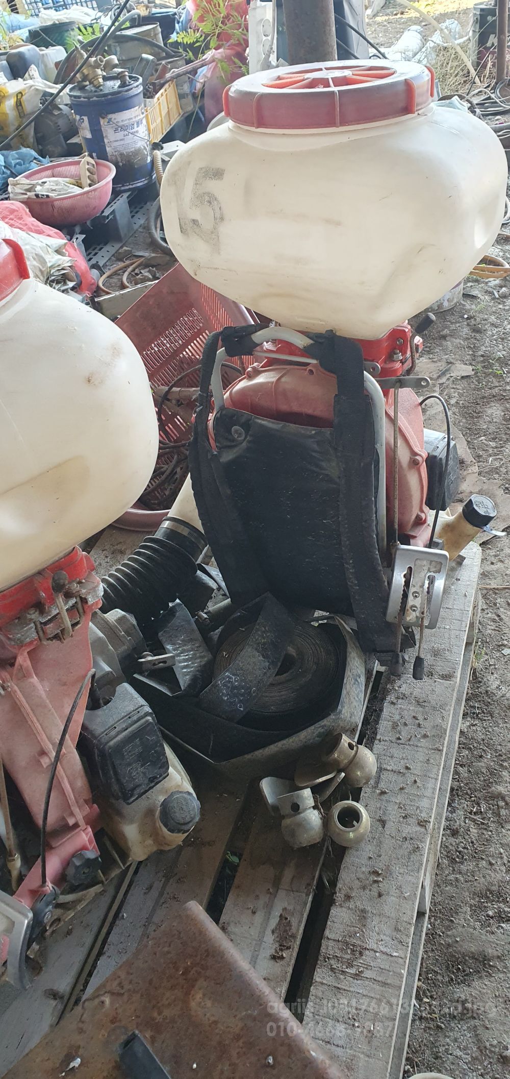  로빈(일제 로빈 동력살포기 상태상급  뒤우측면