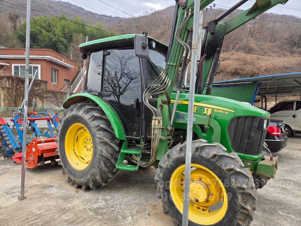 JohnDeere Tractor 5085 (85hp) 뒤우측면