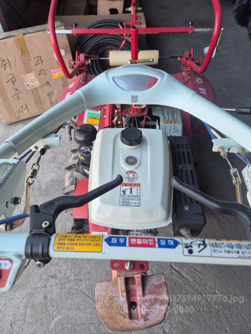 아세아 관리기 AMC-1000 (8.5마력) 뒤우측면