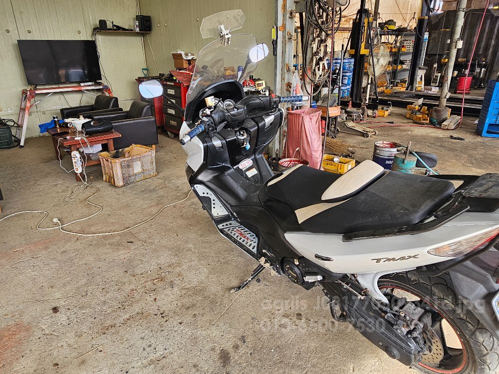 야마하 티맥스500 야마하 티맥스500 티맥스 500 뒤우측면