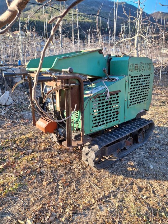  잔가지파쇄기 목재파쇄기  DLK12TR-C  앞좌측면