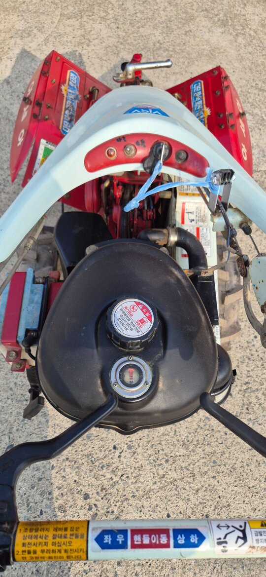 아세아 관리기 AMC-880SM (6.5마력) 앞좌측면