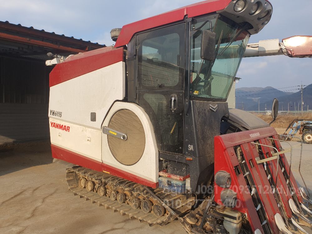 Yanmar Combine Harvester YH6115 (6Rows) 뒤우측면