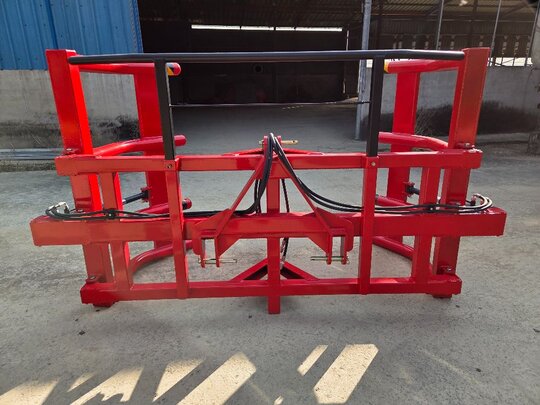  후방 Bale Gripper 후방 베일집게  앞좌측면