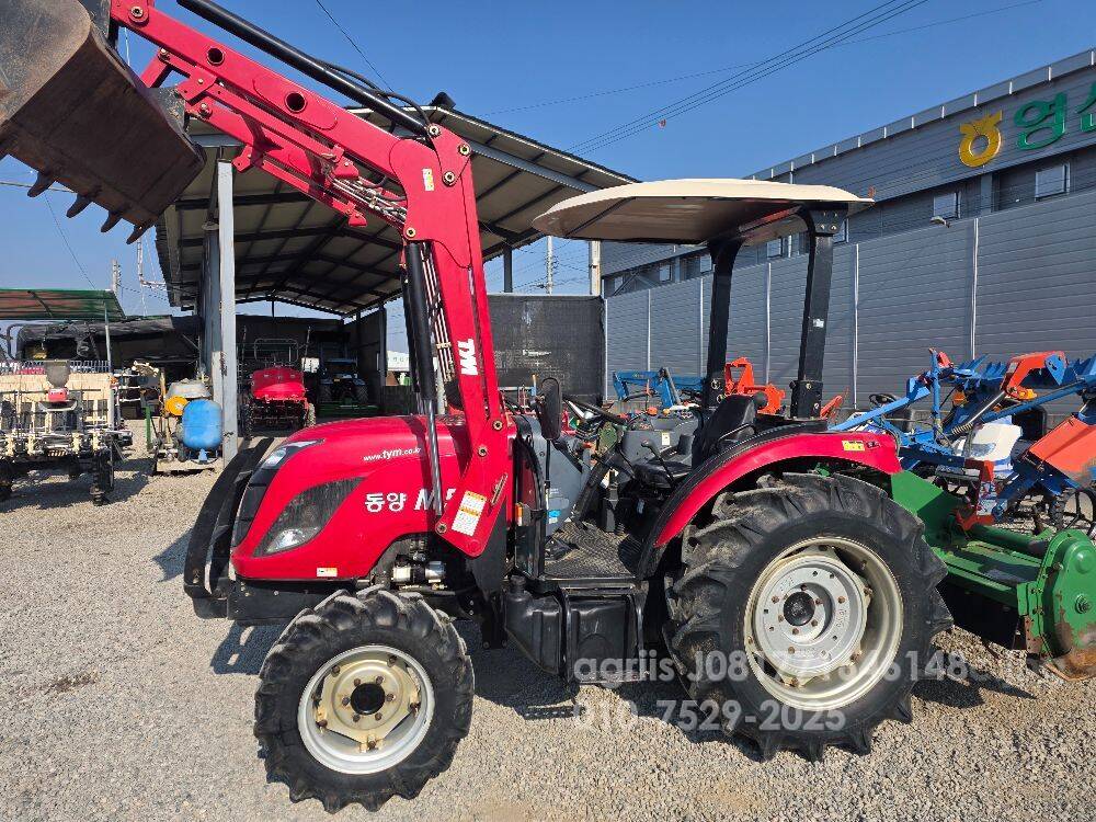 TYM 트랙터 M570 (57마력) 앞좌측면