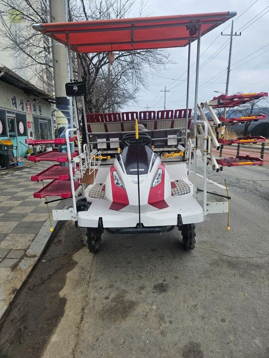 Yanmar Rice transplanter YR60D (6Rows) 앞좌측면