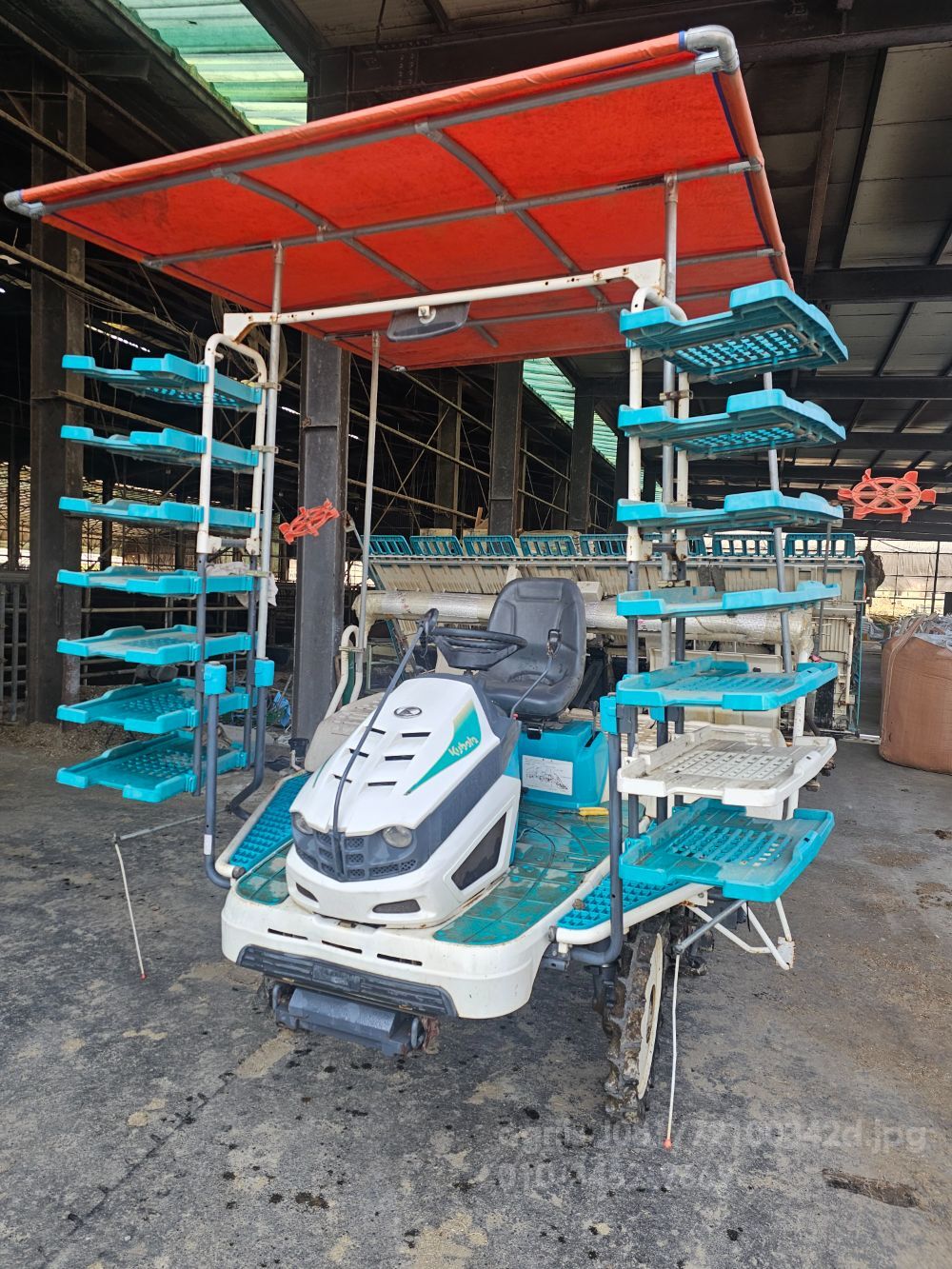 Kubota Rice transplanter KEP8DF (8Rows) 뒤우측면