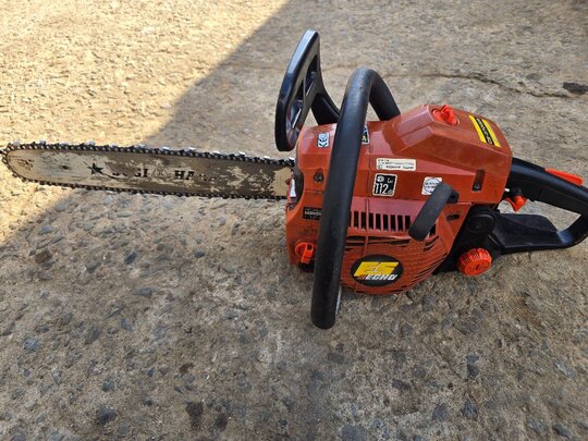 에코 엔진톱 cs-3700es 앞좌측면