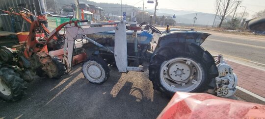 TYM Tractor 3840 (38hp) 앞좌측면