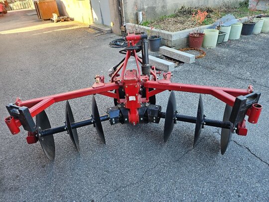  원판쟁기 YDP 602L-H  앞좌측면