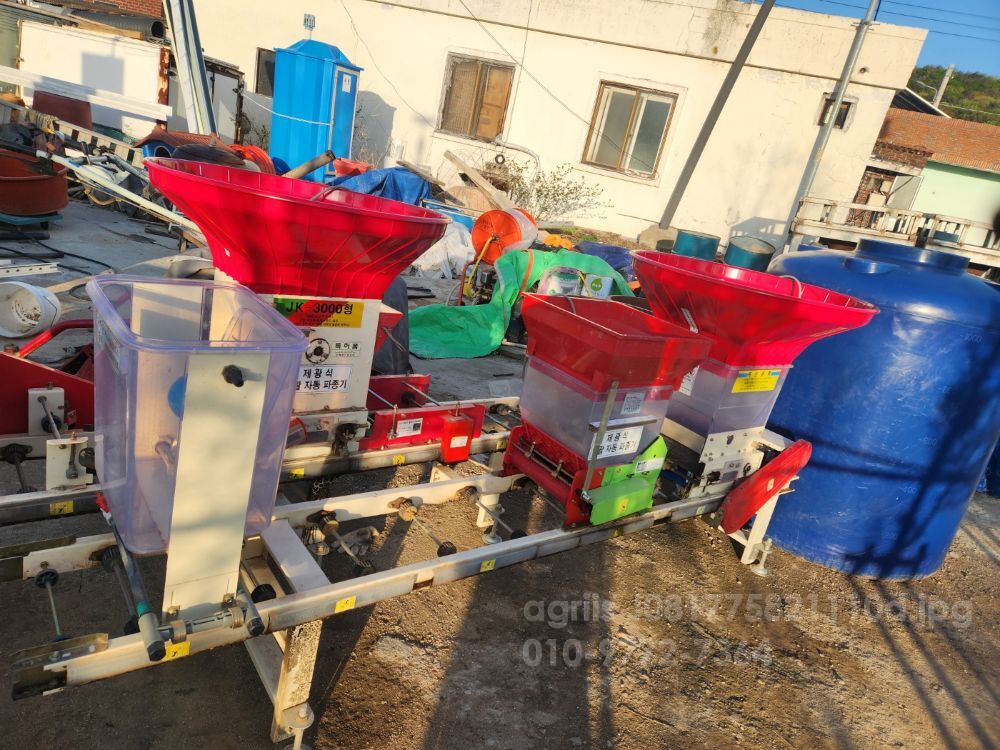 제광 파종기 JK-3000형 뒤우측면