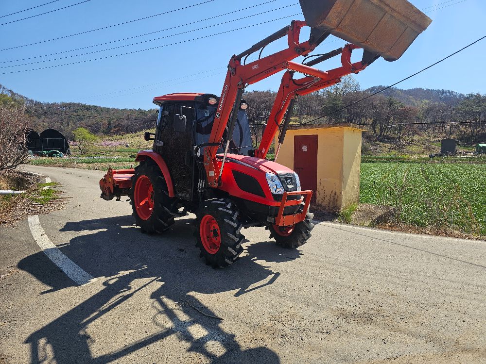 Daedong Tractor NX600 (58hp) 뒤우측면