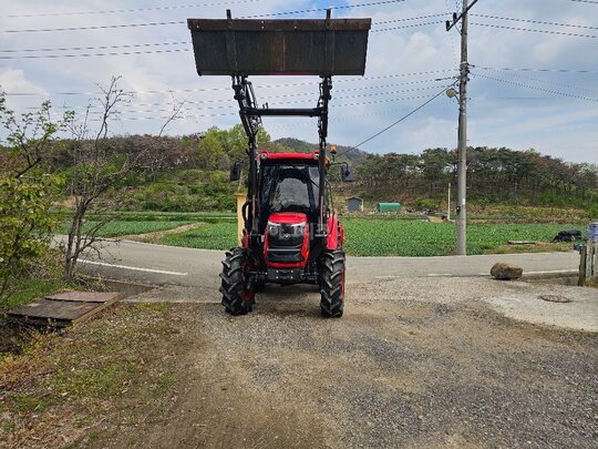 Kukje Tractor A6500 (62hp) 앞좌측면