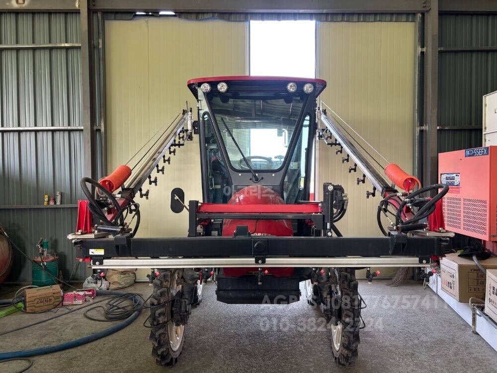 Yanmar 붐스프레이(승용방제기) RVHC650W  뒤우측면