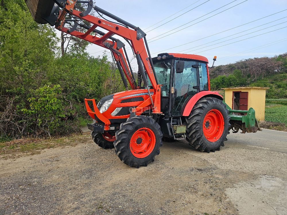 Daedong Tractor PX1000 (100hp) 뒤우측면