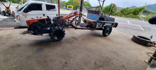 대동 경운기 ND80 (8마력) 앞좌측면