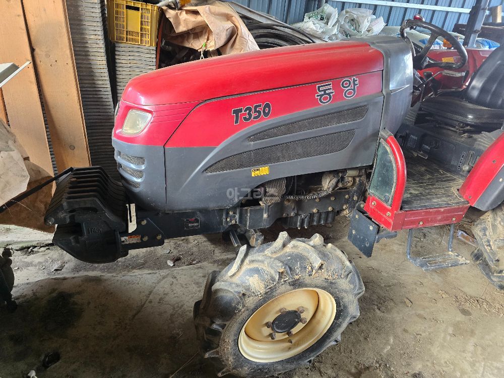 TYM 트랙터 T350 (35마력) 뒤우측면