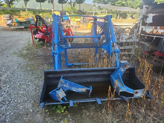 TYM Tractor T430 (43hp) 앞좌측면
