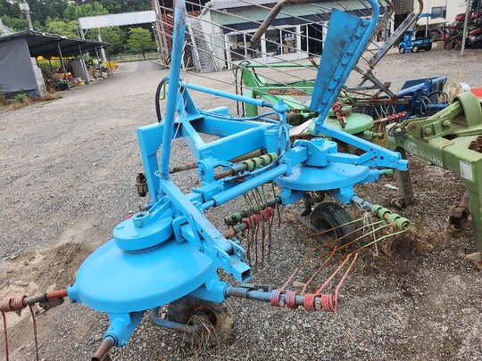 Ansung Rake ART3200  앞좌측면