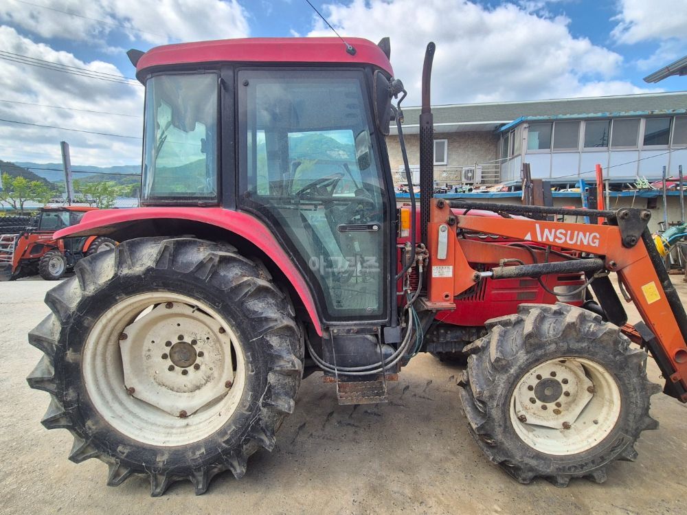 Kukje Tractor 5805 (58hp) 뒤우측면