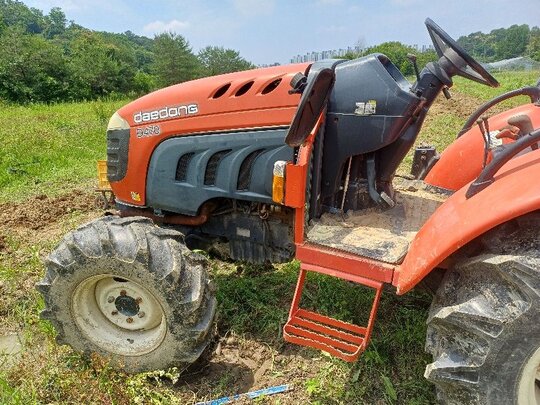 Daedong Tractor D470 (47hp) 앞좌측면