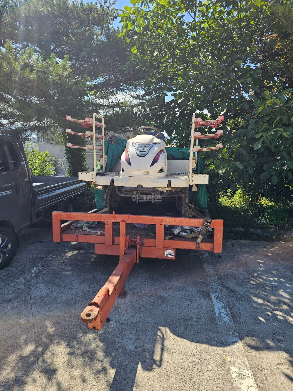 얀마 이앙기 VP60 (6조식) 뒤우측면