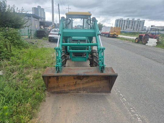 대동 트랙터 D4351 (43마력) 앞좌측면