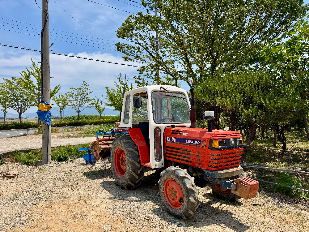 대동 트랙터 L3503-d (35마력) 뒤우측면