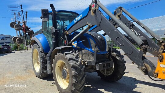 NewHolland Tractor T5.110 (109hp) 앞좌측면