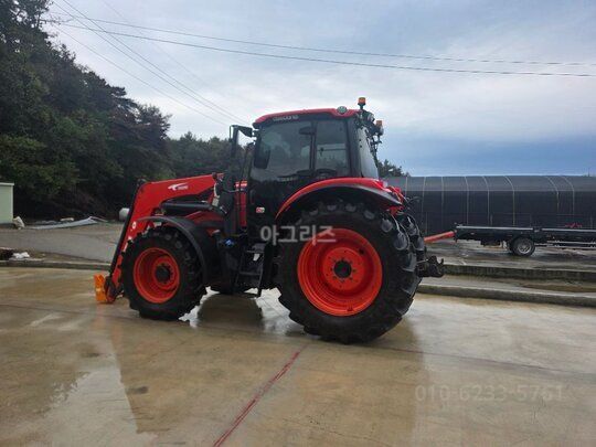 Daedong Tractor HX1300 (132hp) 앞좌측면